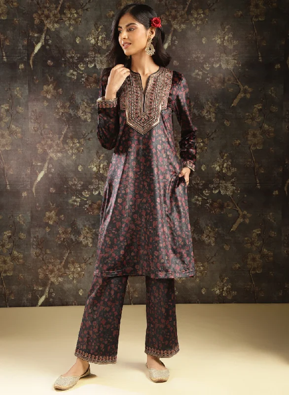 Black Printed Velvet Kurta Set with Brass Work and Zari Work