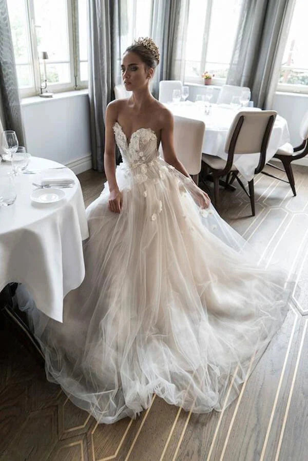 A Line Tulle Wedding Dresses With Beading Floral Bridal Gown